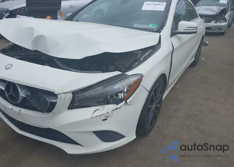 2015 Mercedes-Benz Cla 250 4Matic z USA, uszkodzony, nr VIN WDDSJ4GB0FN194180